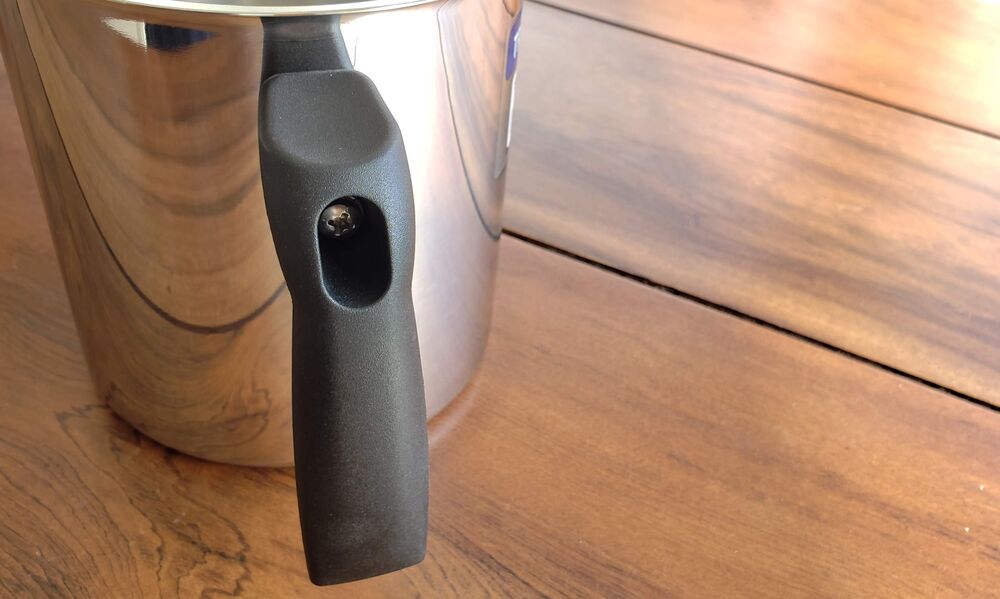 Leiteria Tramontina de Inox com Cabo de Baquelite de 12Cm de diâmetro - Imagem 5