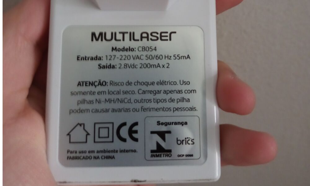 Banner da opinião Pilhas Recarregáveis + Carregador Multilaser AA 2500mAh - CB054