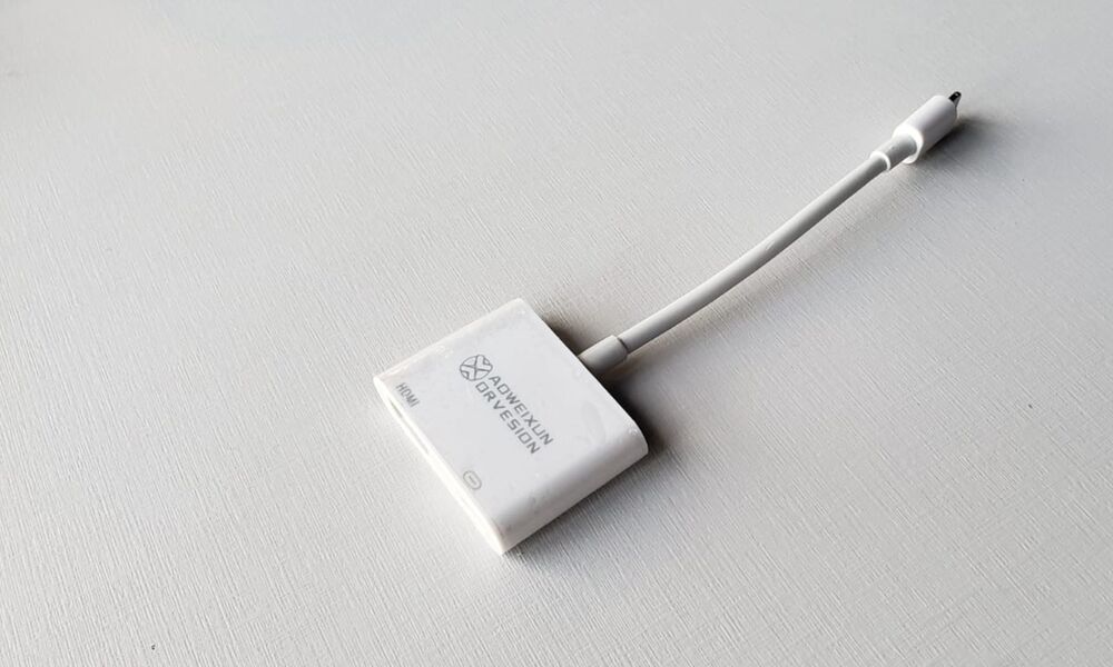 Banner da opinião Adaptador AV digital 1080p com entrada para alimentação