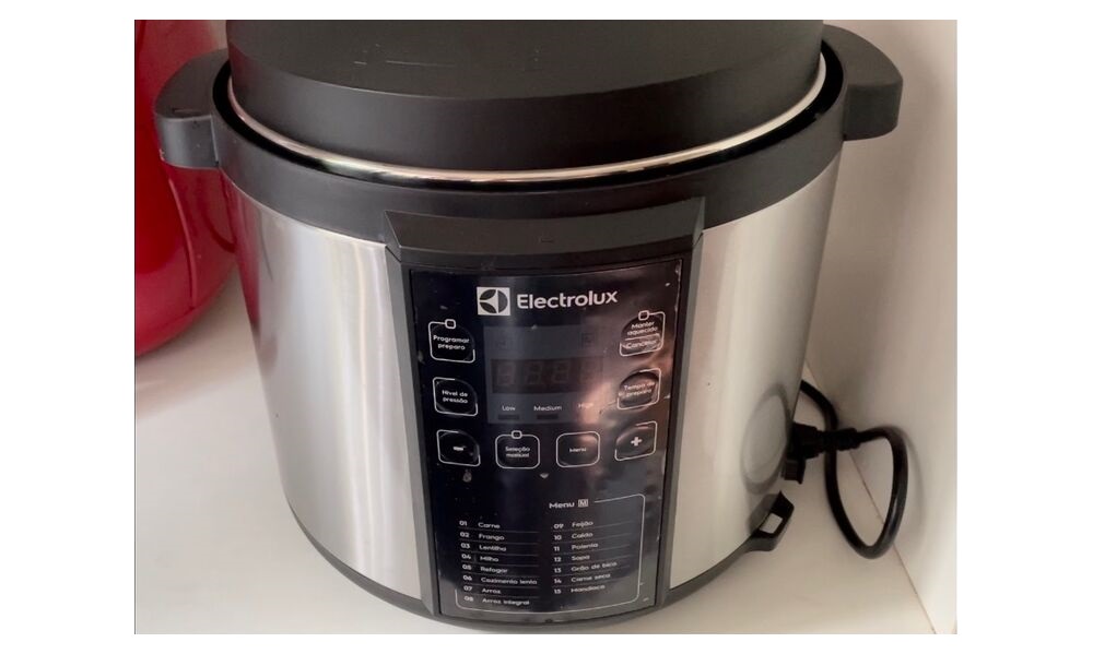Foto de Panela Elétrica de Pressão Electrolux