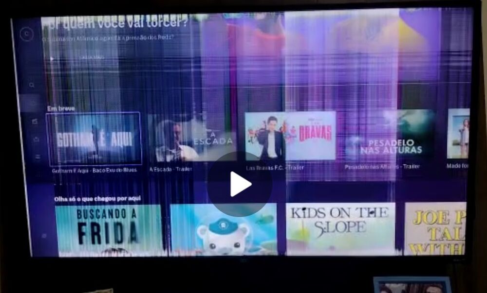 Smart TV Full HD AOC RoKu 43 polegadas - Imagem 1