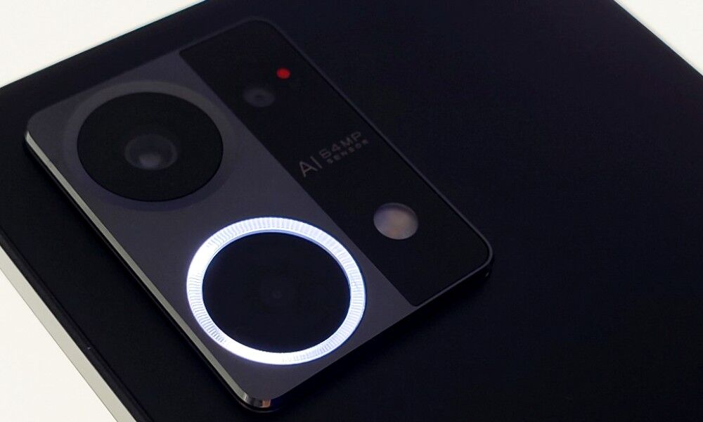 Banner da opinião Smartphone OPPO Reno7 