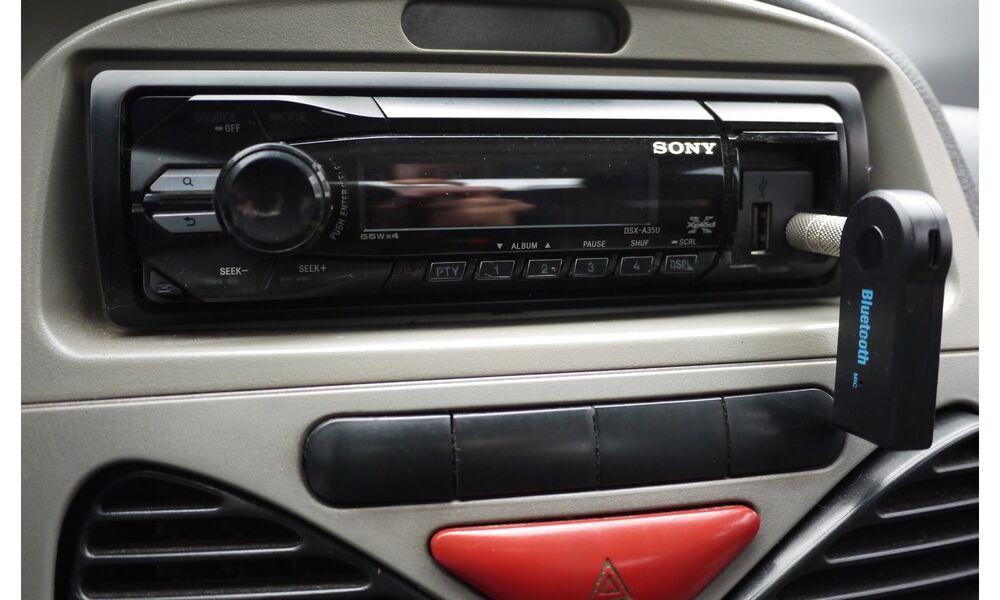 Adaptador Receptor Bluetooth Auxiliar P2 3.5mm para Som Rádio de Carro - Imagem 3