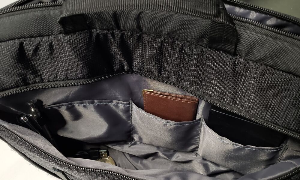 Pasta p/ Laptop 14.1 polegadas Case Logic AUA314 Preta - Imagem 2