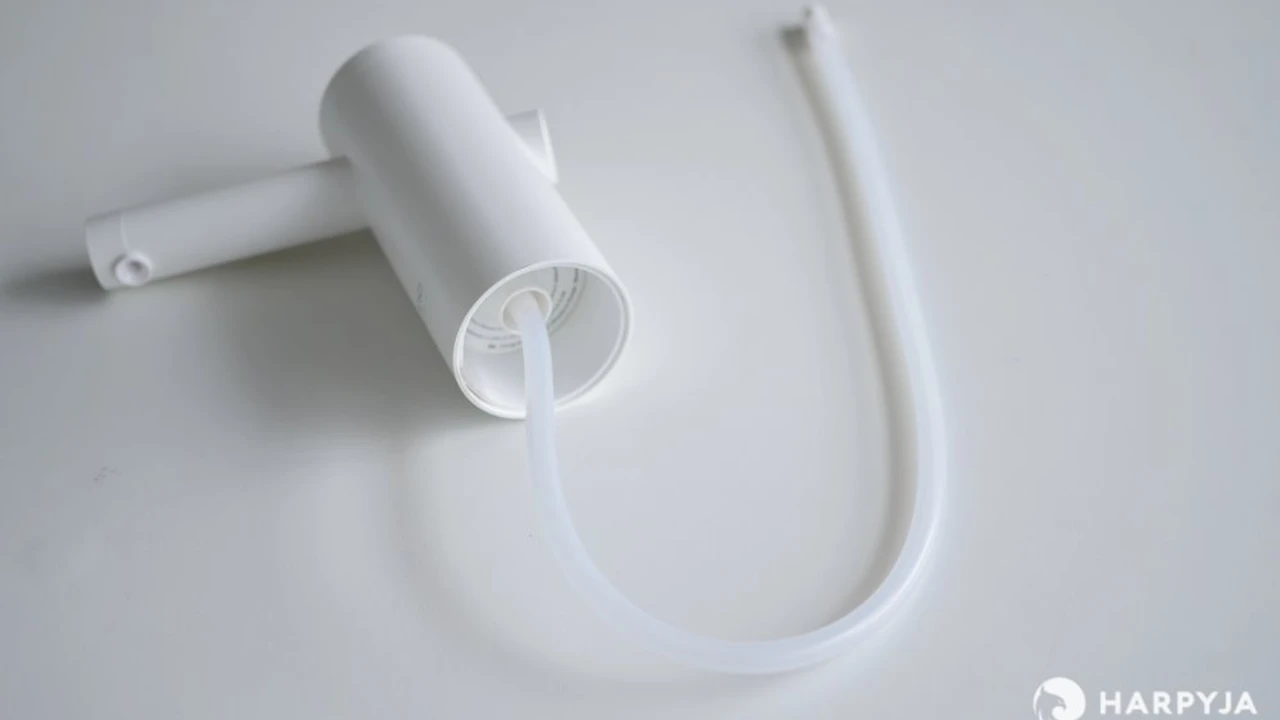 Imagem do produto Bomba Elétrica Momo M4 para galão de água