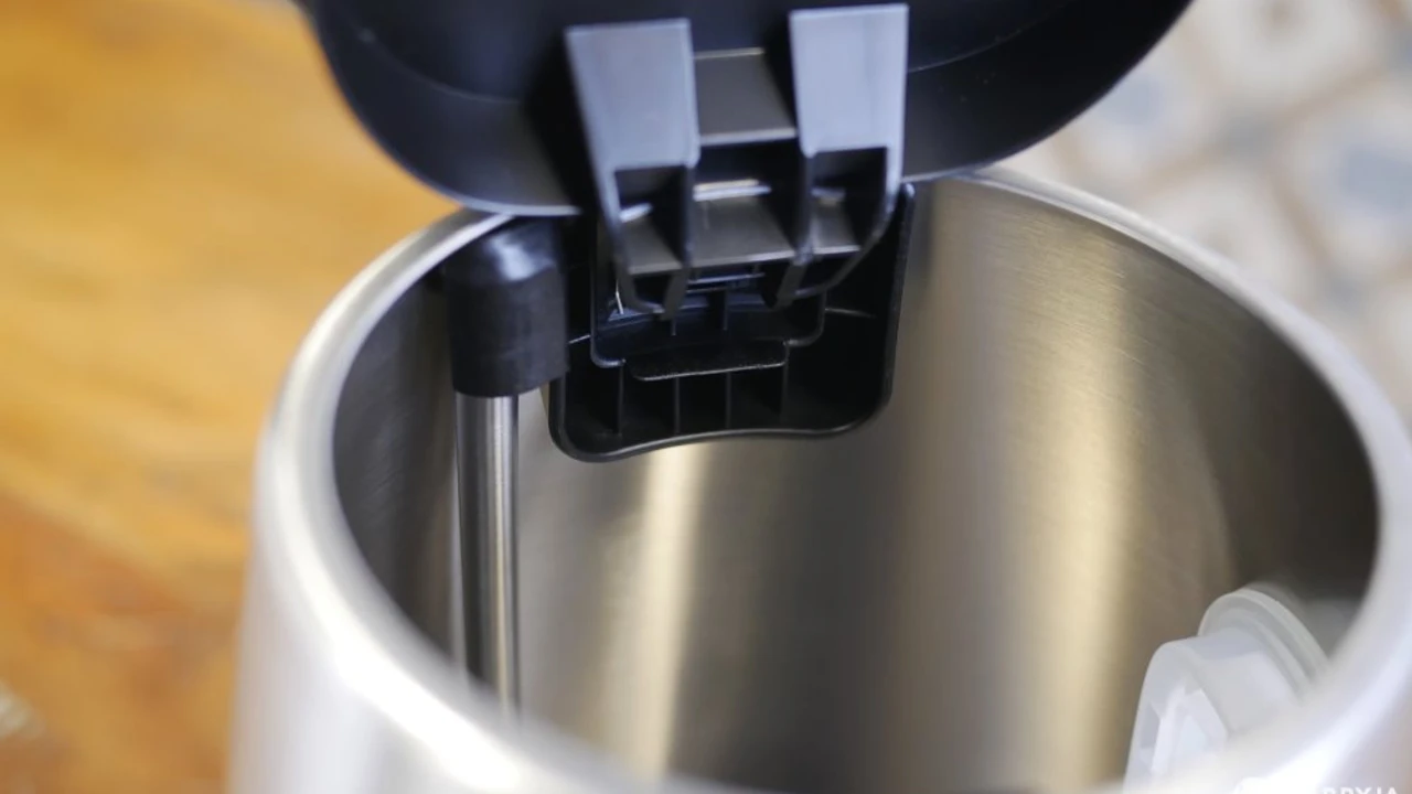 Inox Midea 1,7 Litros - Imagem 11