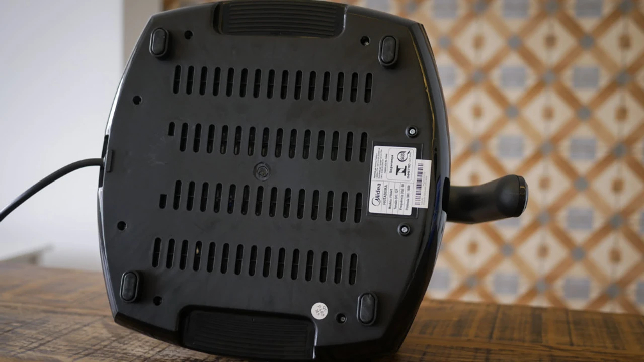 Banner da opinião Midea Liva 4 Litros