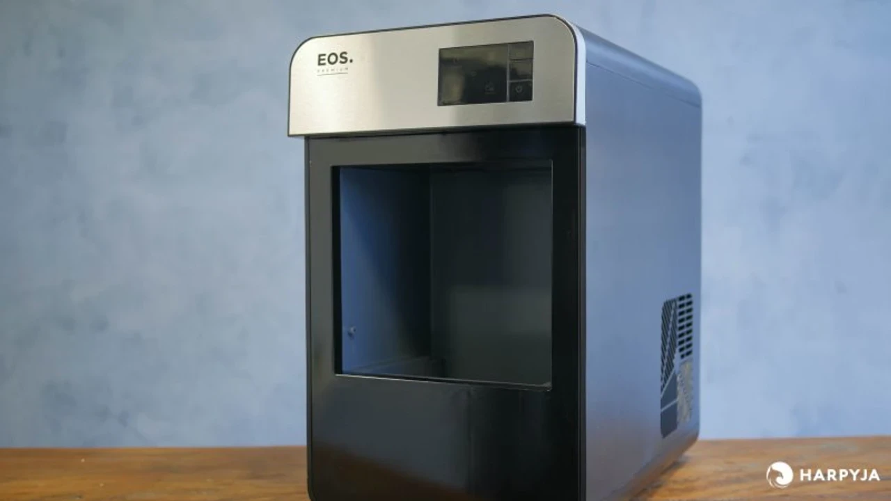 Imagem do produto Máquina de Gelo EOS Ice Drink Cristal com Wi-Fi EMG03IS