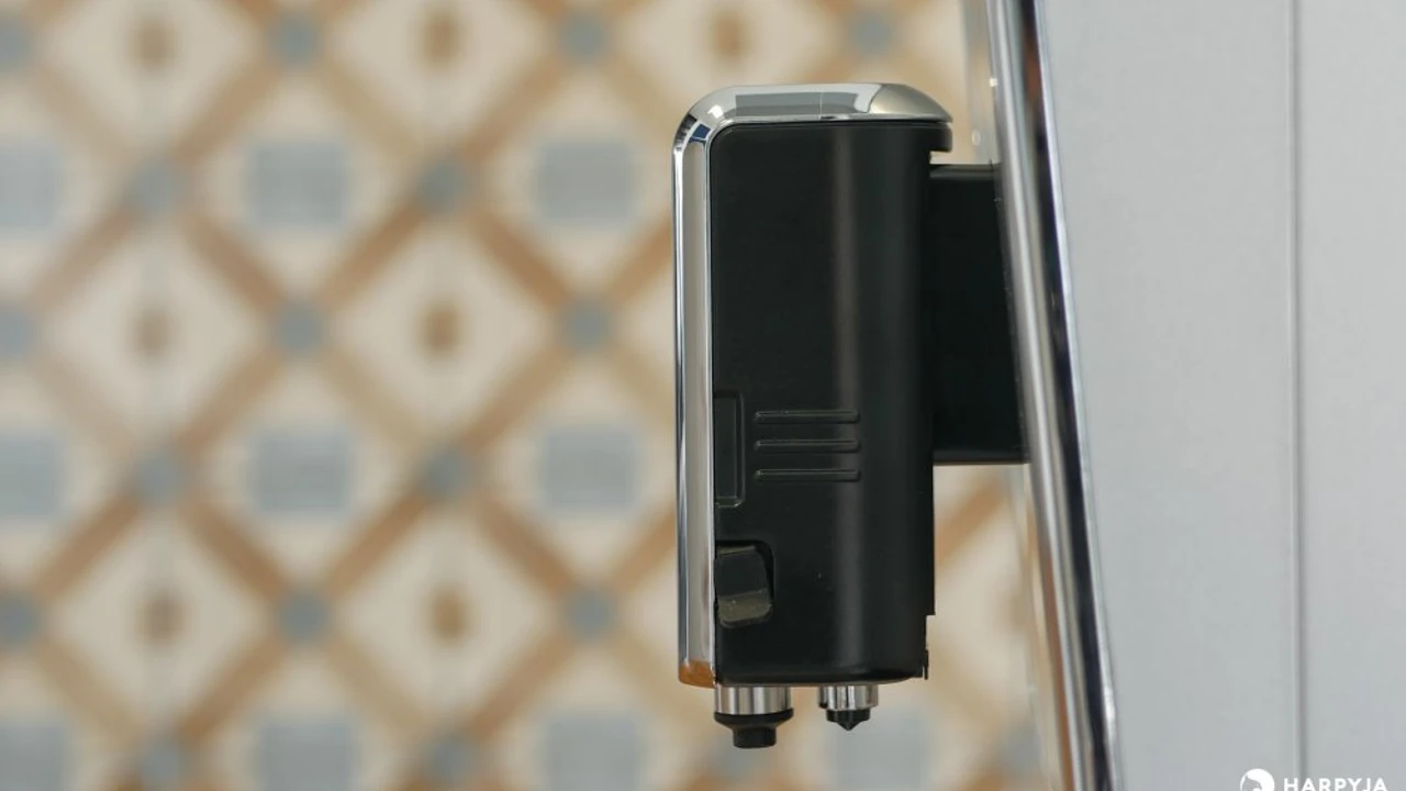 Oster Super Automática com Moedor - Imagem 18