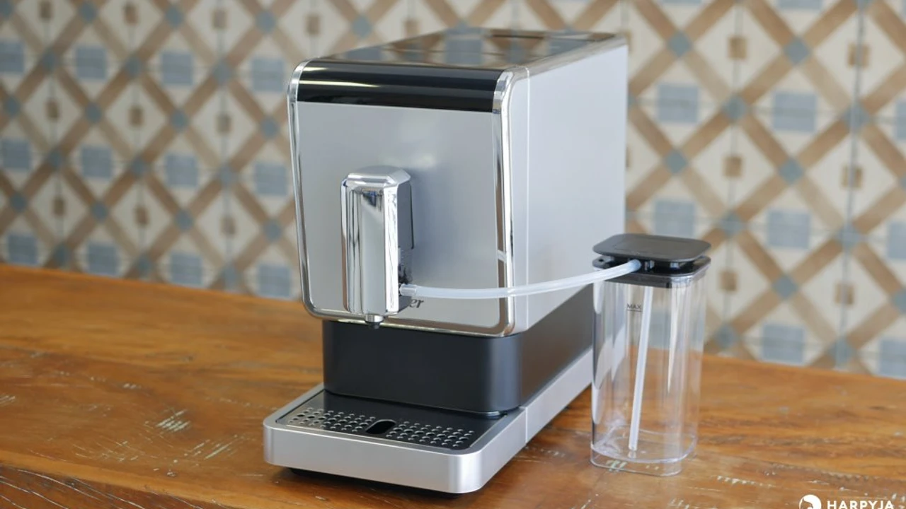 Oster Super Automática com Moedor - Imagem 25