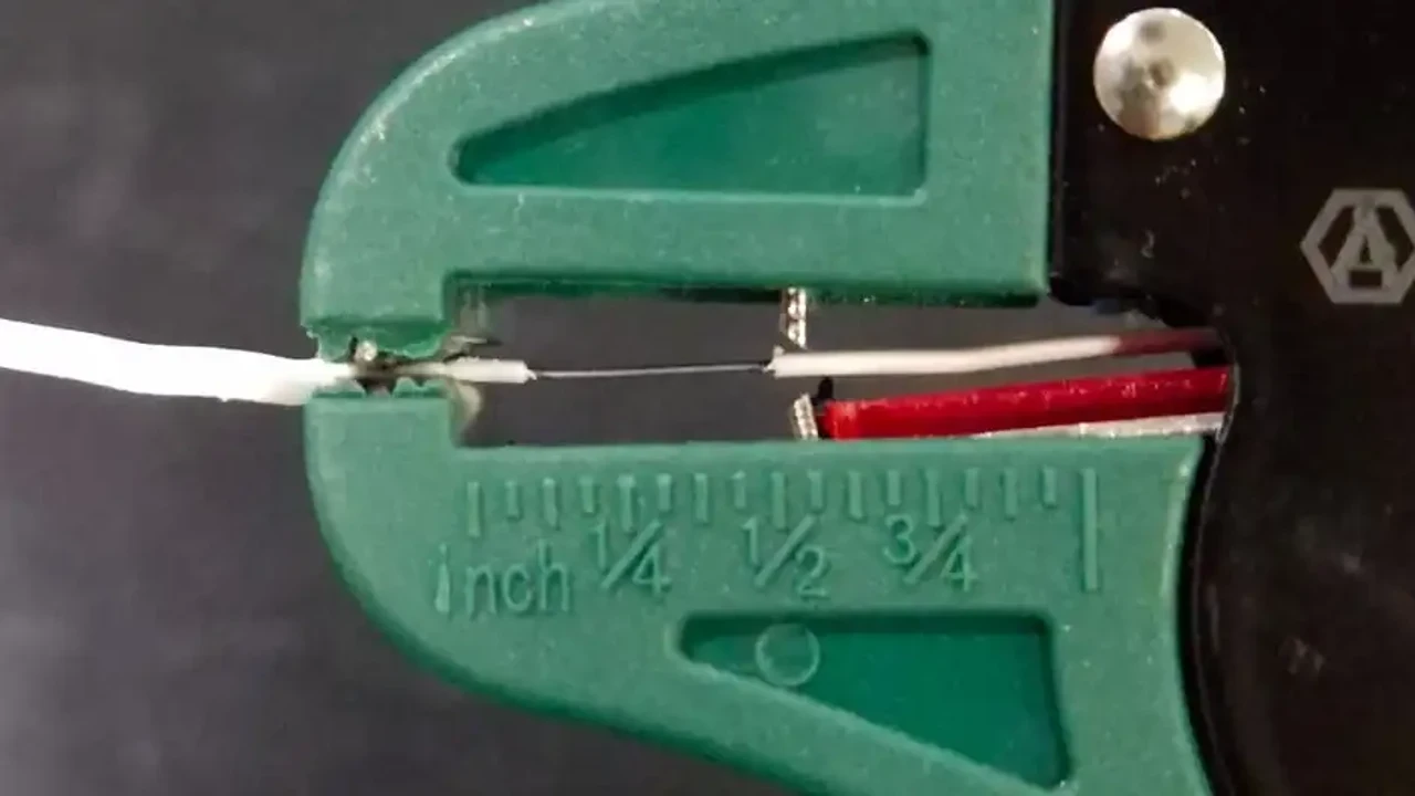 Descascador de Fios - LAOA - Imagem 3