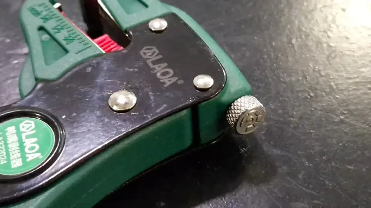 Descascador de Fios - LAOA - Imagem 4