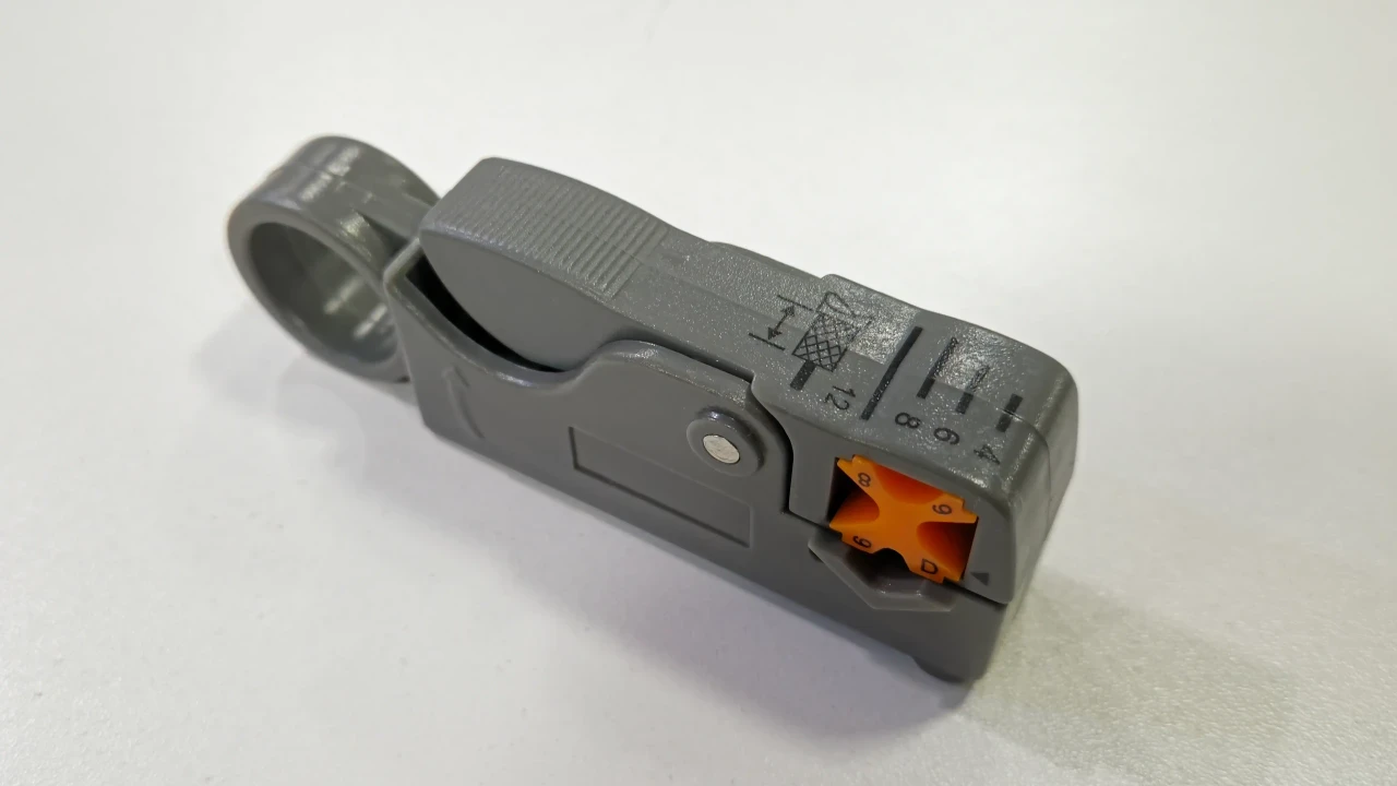 Descascador de Fios Rotativo - Imagem 1