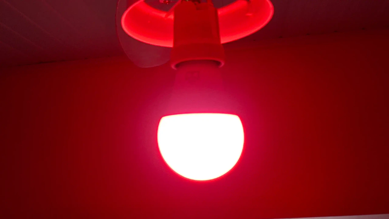 Lâmpada Smart Positivo 7W - Imagem 3