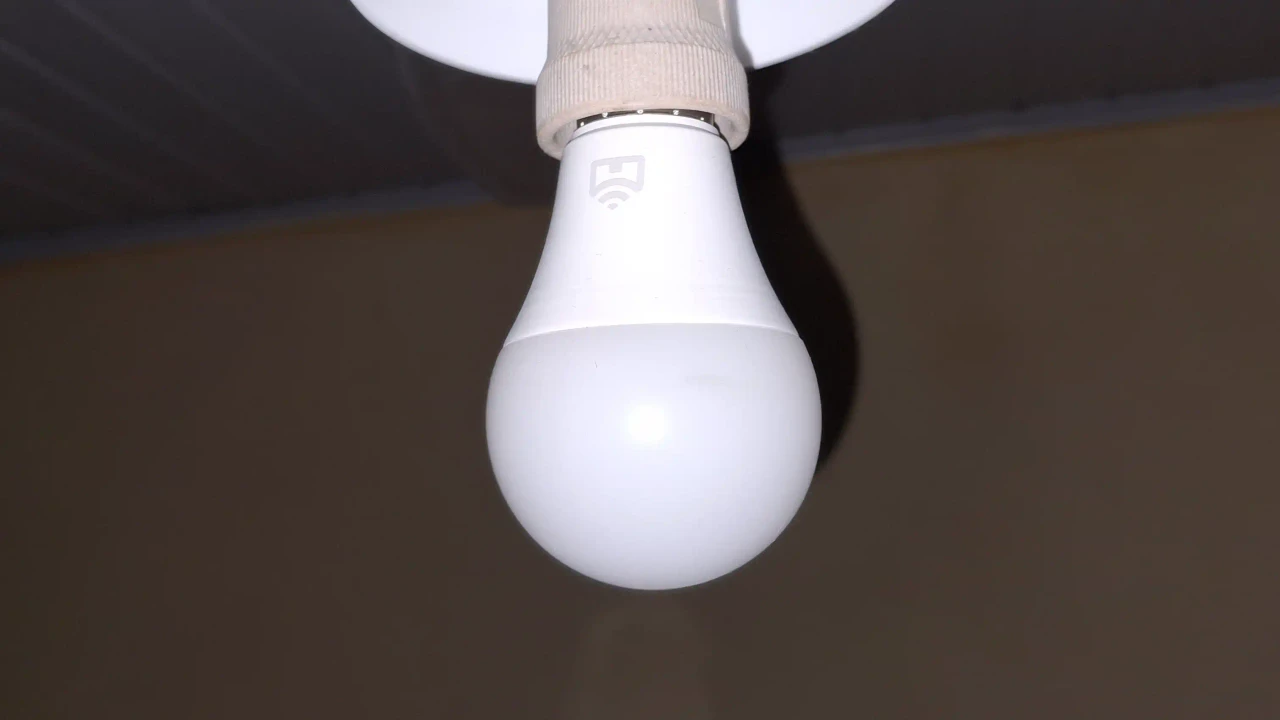 Lâmpada Smart Positivo 7W - Imagem 4