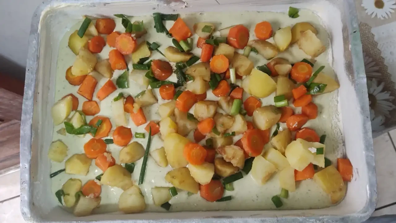 Torta de Frango com Legumes de Liquitificador - Imagem 2