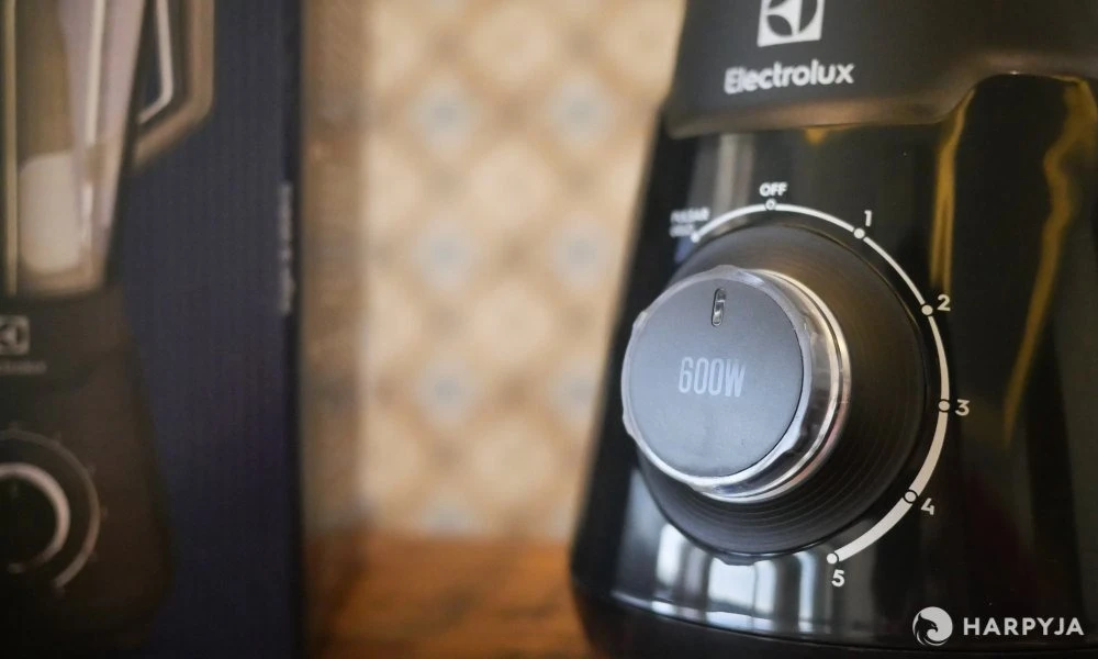 Electrolux BEB11 - Imagem 12
